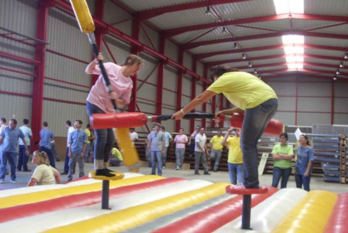 insuflável gladiadores